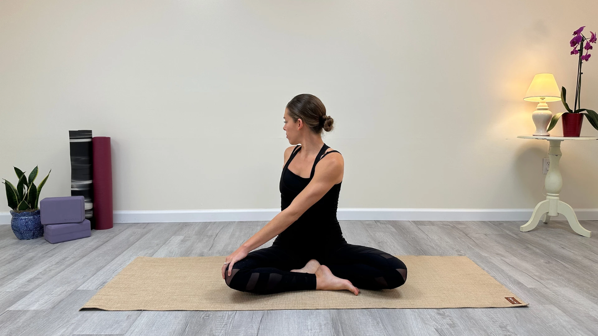 Gentle movement practice supporting metabolic balance during a workday break